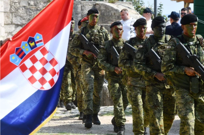 Croaţia revine la serviciul militar obligatoriu. Doar două luni de instrucție pentru tinerii soldați
