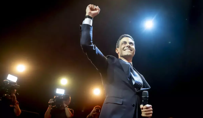 „Surpriză” în Olanda. Rob Jetten ar putea fi cel mai tânăr și primul premier gay. Extrema dreaptă pierde teren