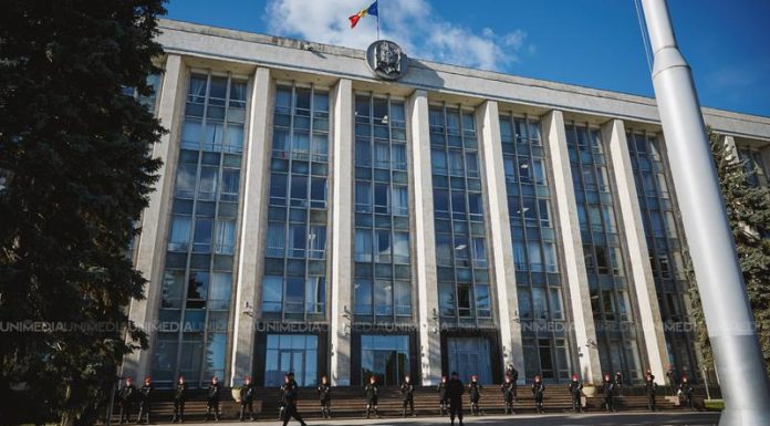 (live) Guvernul, în ședință: Denunțarea mai multor acoduri cu CSI, pe ordinea de zi