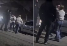 (video) „Мразь!”. Șeful serviciului de patrulare din Comrat, filmat cum o înjură și o împinge pe fosta soție, în fața polițiștilor: „La ce oră mi-ai scos copilul?”